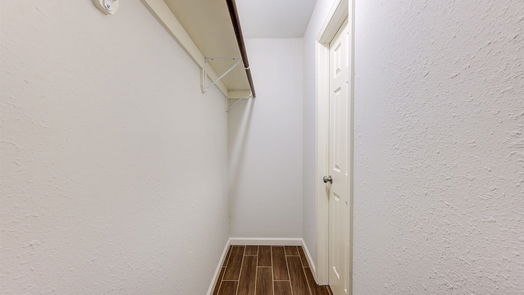 Houston 1-story, 2-bed 230 W Tri Oaks Lane 230-idx