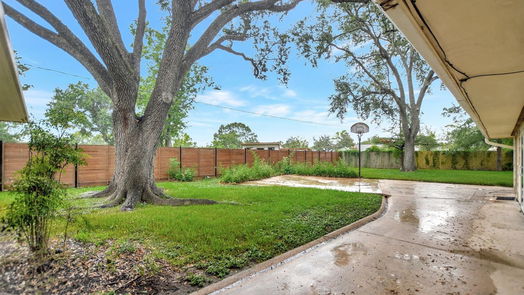 Houston 1-story, 4-bed 1511 Oak Stream Drive-idx