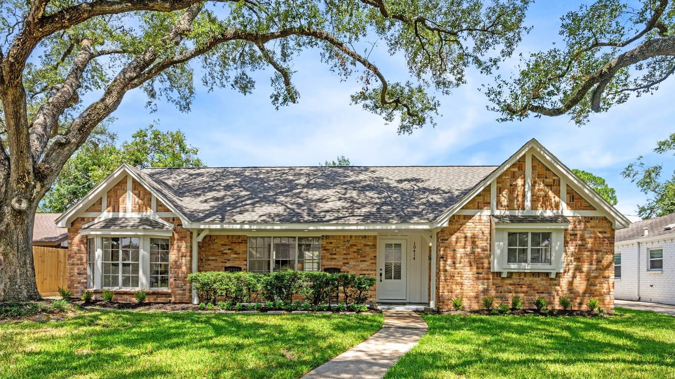 Houston 1-story, 3-bed 10414 Haddington Drive-idx