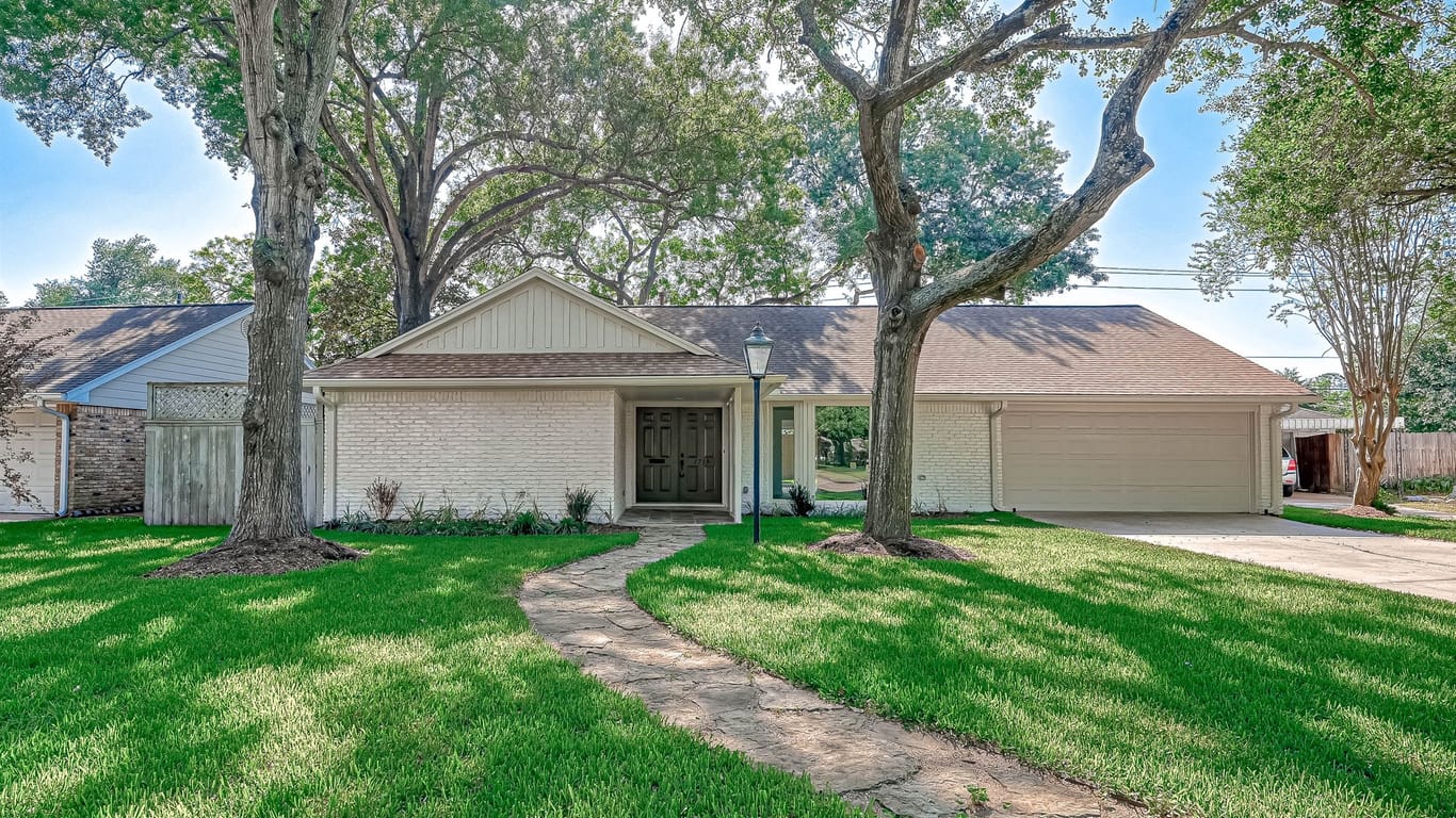 Houston 1-story, 3-bed 1719 Shadow Bend Drive-idx