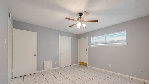 Houston 1-story, 1-bed 1016 Tri Oaks Lane 92-idx