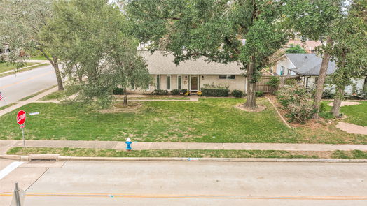 Houston null-story, 3-bed 10526 Knoboak Drive-idx