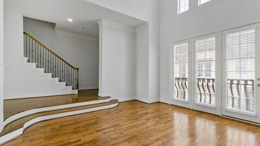 Houston 3-story, 3-bed 1310 Sherwood Point Lane-idx