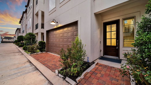 Houston 3-story, 3-bed 10902 Brookeshire Chase Lane-idx