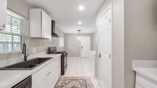 Houston 1-story, 3-bed 1337 Conrad Sauer Drive-idx