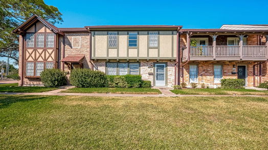 Houston 2-story, 3-bed 2220 Shadowdale Drive 350-idx