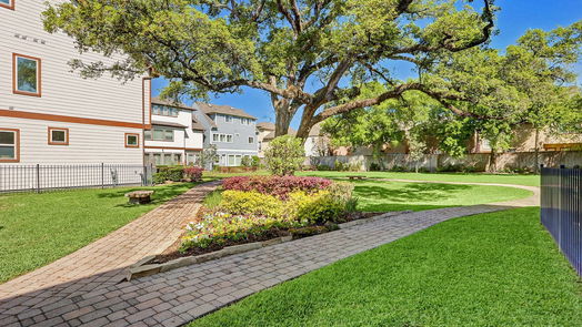 Houston 3-story, 3-bed 11103 Sherwood Oak Lane-idx