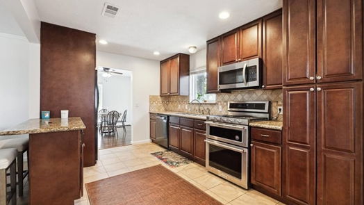 Houston null-story, 3-bed 10206 Oakpoint Drive-idx