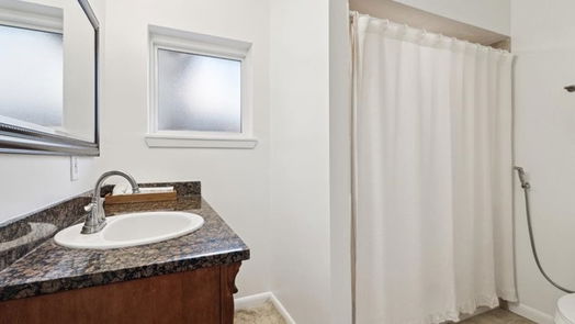 Houston null-story, 3-bed 10206 Oakpoint Drive-idx