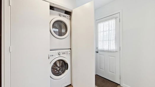 Houston null-story, 3-bed 10206 Oakpoint Drive-idx