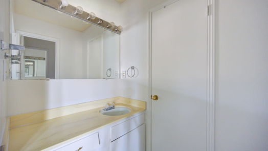 Houston 2-story, 3-bed 2209 Triway Lane 263-idx