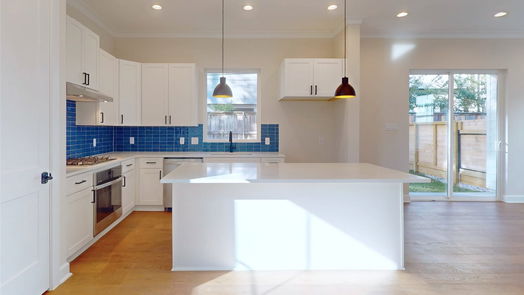 Houston 3-story, 4-bed 1705 Wycliffe Drive B-idx