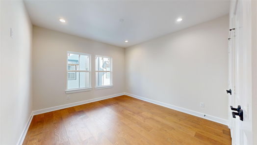 Houston 3-story, 4-bed 1705 Wycliffe Drive B-idx