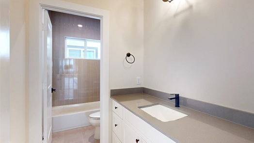 Houston 3-story, 4-bed 1705 Wycliffe Drive B-idx