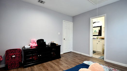 Houston 1-story, 5-bed 12006 Drifting Winds Drive-idx