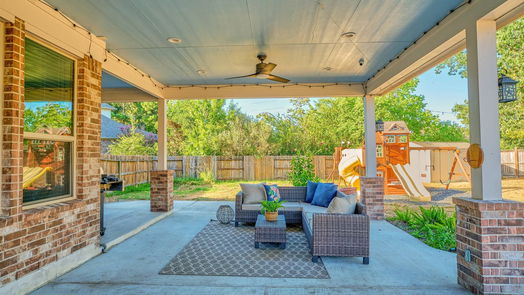 Houston 2-story, 4-bed 13510 Lake Willoughby Lane-idx