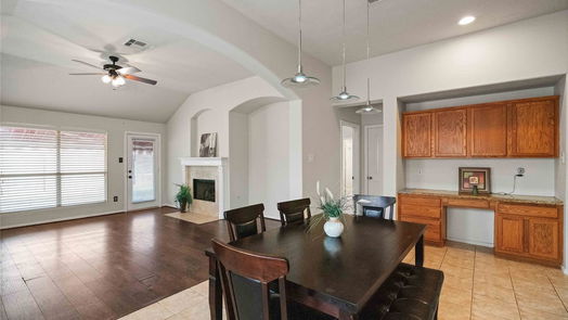 Houston 1-story, 3-bed 14114 Austin Hollow Court-idx