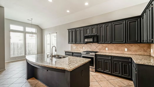 Houston 1-story, 4-bed 13011 Sweetgum Shores Drive-idx