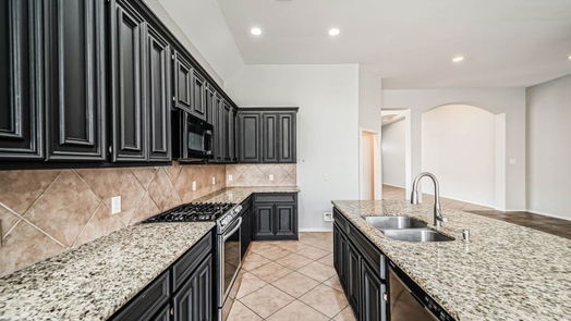 Houston 1-story, 4-bed 13011 Sweetgum Shores Drive-idx