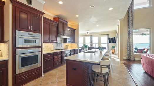 Houston 2-story, 6-bed 16314 Pelican Beach Lane-idx