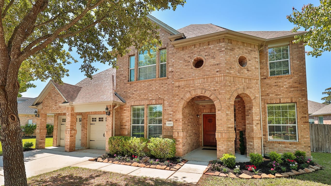 Houston 2-story, 4-bed 13823 Lake Livingston Drive-idx