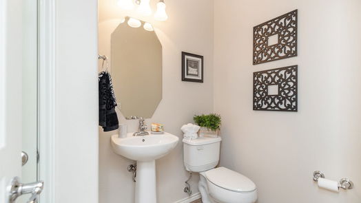 Houston 2-story, 4-bed 13823 Lake Livingston Drive-idx