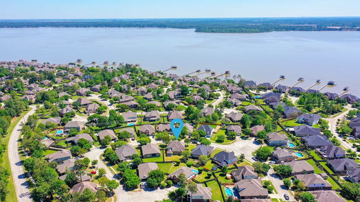 Houston 2-story, 4-bed 13823 Lake Livingston Drive-idx