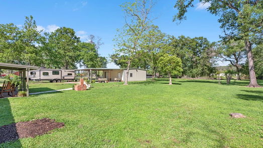 Houston null-story, 3-bed 7500 Bridle Path Drive-idx