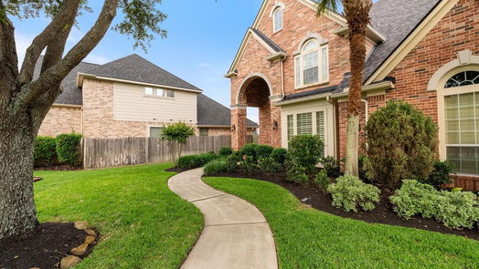 Houston 2-story, 5-bed 13706 Elm Shores Drive-idx