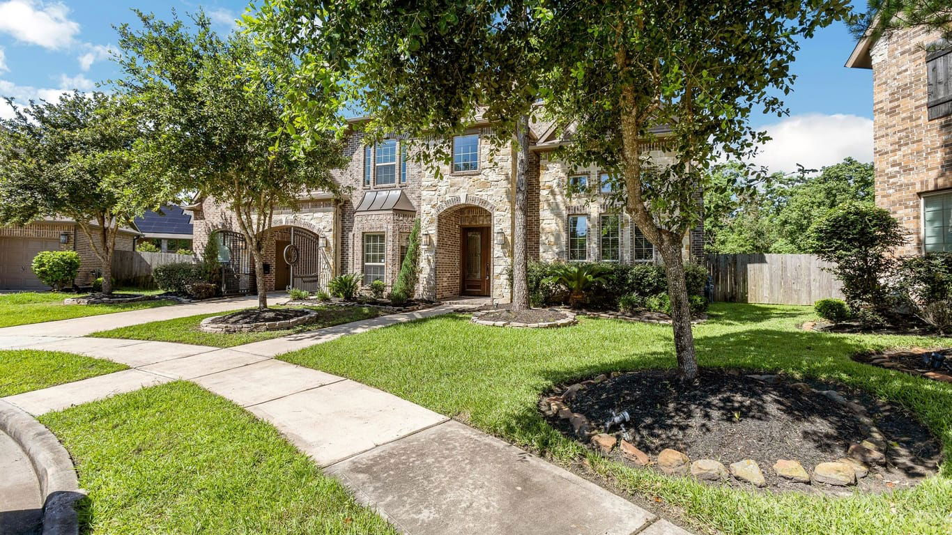 Houston 2-story, 4-bed 16119 Cottage Timbers Court-idx