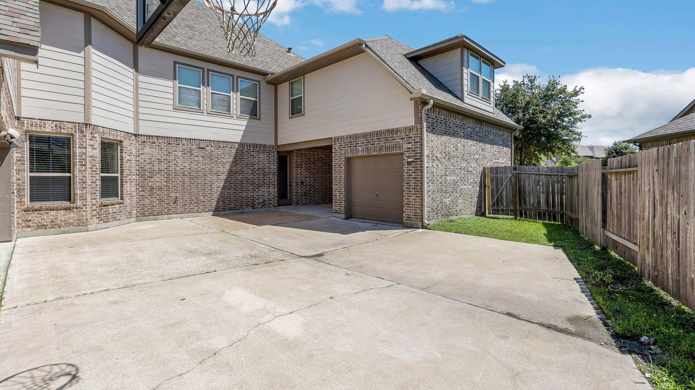 Houston 2-story, 4-bed 16119 Cottage Timbers Court-idx