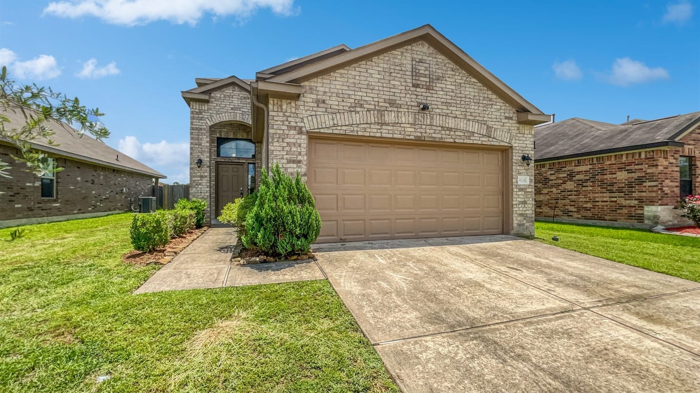 Houston 2-story, 3-bed 9218 Saint Laurent Lane-idx