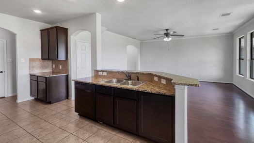 Houston 2-story, 3-bed 9218 Saint Laurent Lane-idx