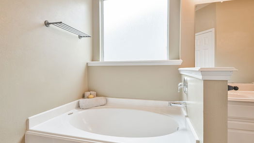 Houston 2-story, 4-bed 13507 Summer Villa Lane-idx