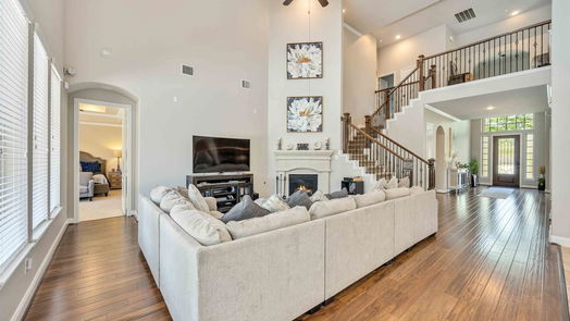 Houston 2-story, 5-bed 15703 Misty Leaf Lane-idx