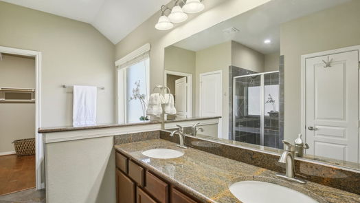 Houston 1-story, 3-bed 16927 Lake Willowby Lane-idx