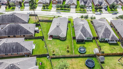 Houston 1-story, 3-bed 16927 Lake Willowby Lane-idx