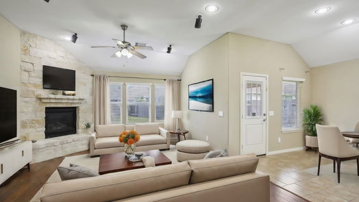 Houston 1-story, 3-bed 16927 Lake Willowby Lane-idx