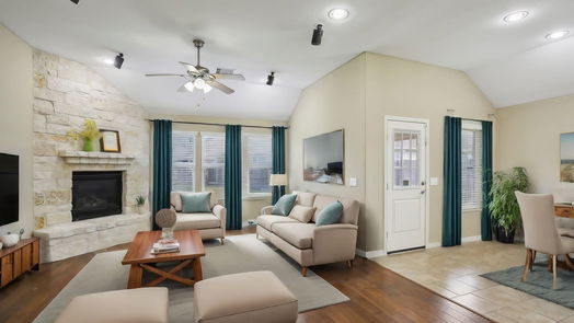 Houston 1-story, 3-bed 16927 Lake Willowby Lane-idx