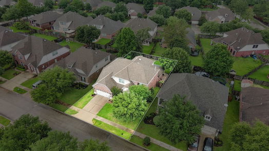 Houston 2-story, 4-bed 13727 Lake Livingston Drive-idx