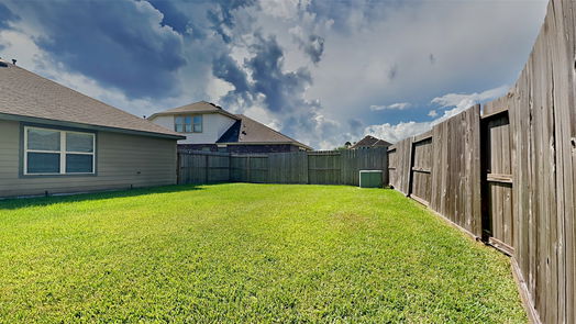 Houston 1-story, 3-bed 16635 Lake Aquilla Lane-idx