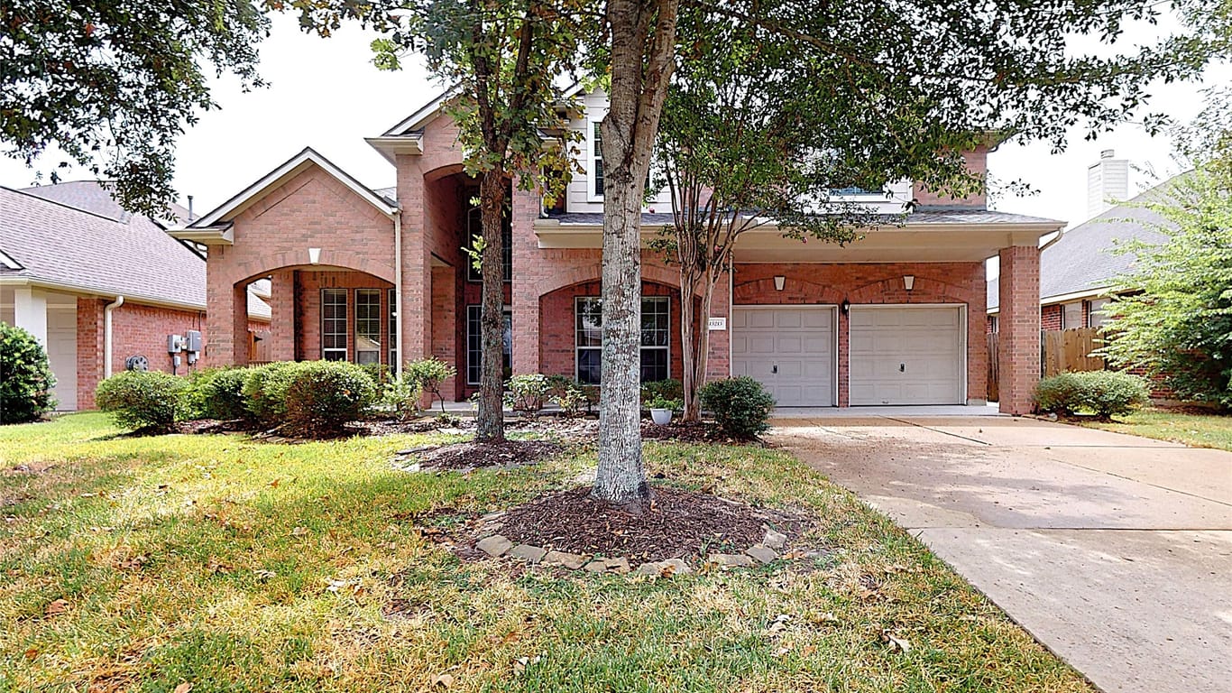 Houston 2-story, 4-bed 15215 Sky Brook Lane-idx