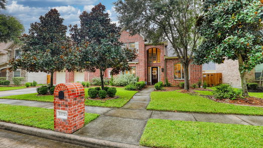 Houston 2-story, 5-bed 13723 Greenwood Lane S-idx