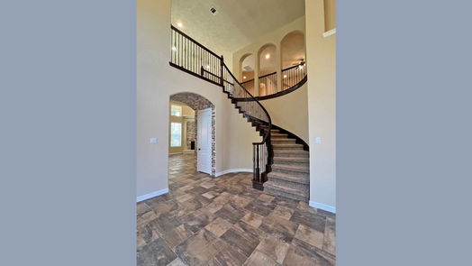 Houston 2-story, 5-bed 13928 N Lake Branch Lane-idx