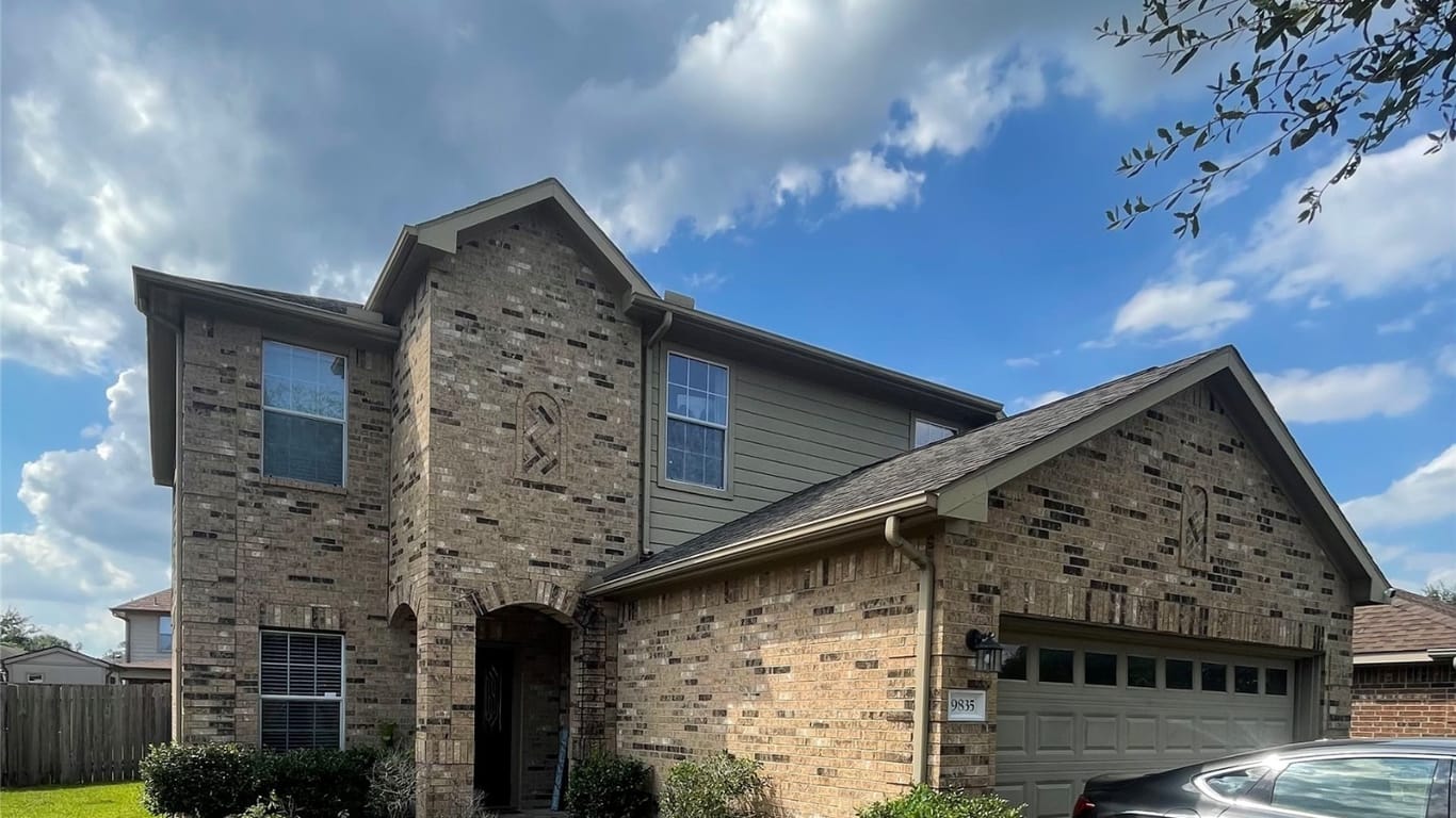 Houston 2-story, 4-bed 9835 Shadow Villa Lane-idx