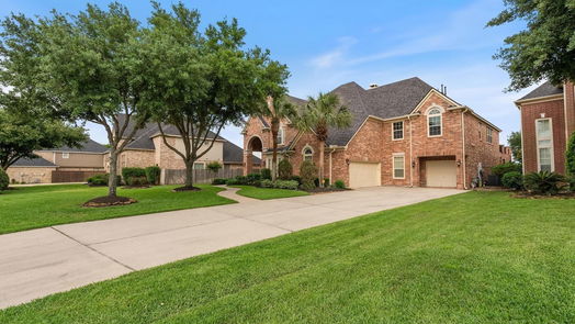 Houston 2-story, 5-bed 13706 Elm Shores Drive-idx