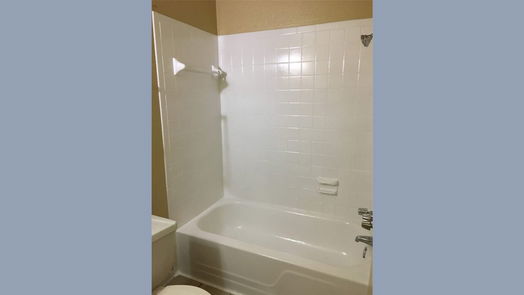 Houston 2-story, 2-bed 13800 Lockway Drive-idx