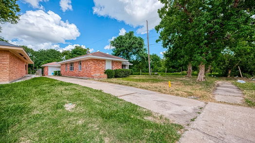 Houston 1-story, 5-bed 12202 Rocky Springs Trail-idx