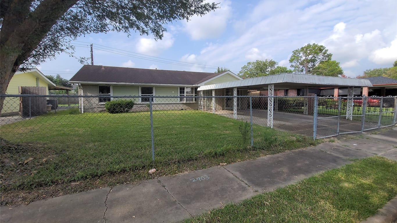 Houston 1-story, 3-bed 2903 Ebbtide Drive-idx