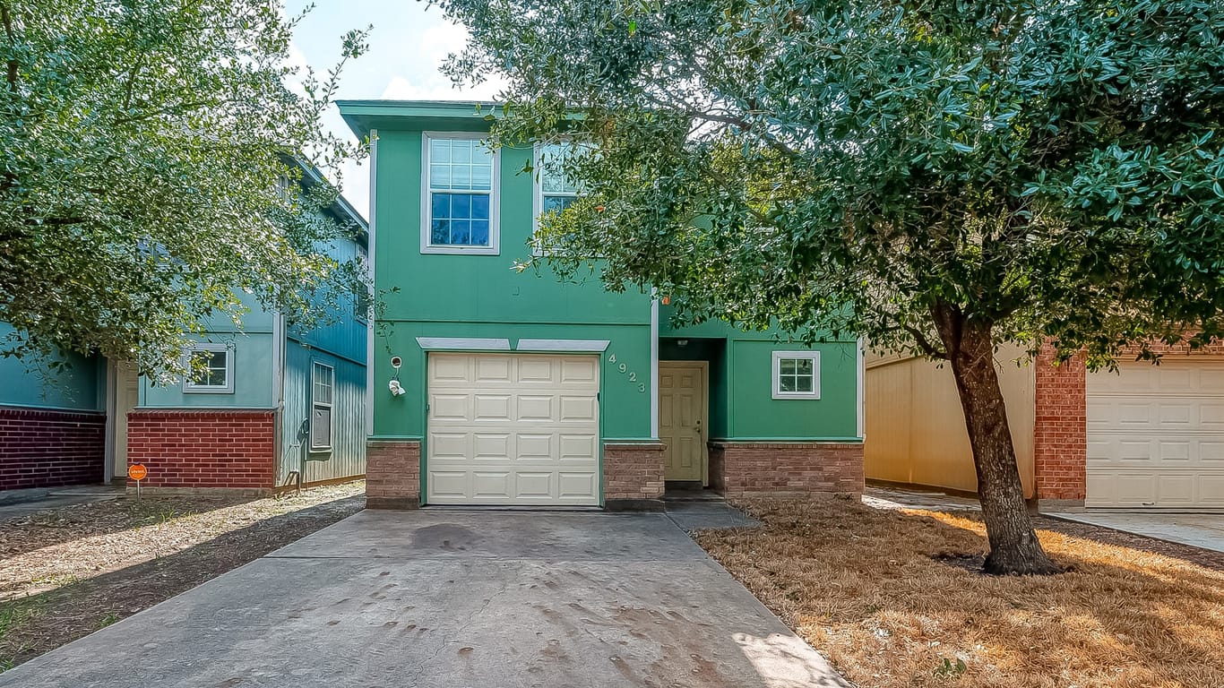 Houston 2-story, 4-bed 4923 S Cancun Drive-idx